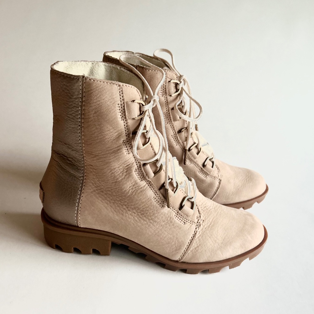Sorel Cream Suede Cream Gold Leather Lace Up Fur Trim Ankle Boots Size 9